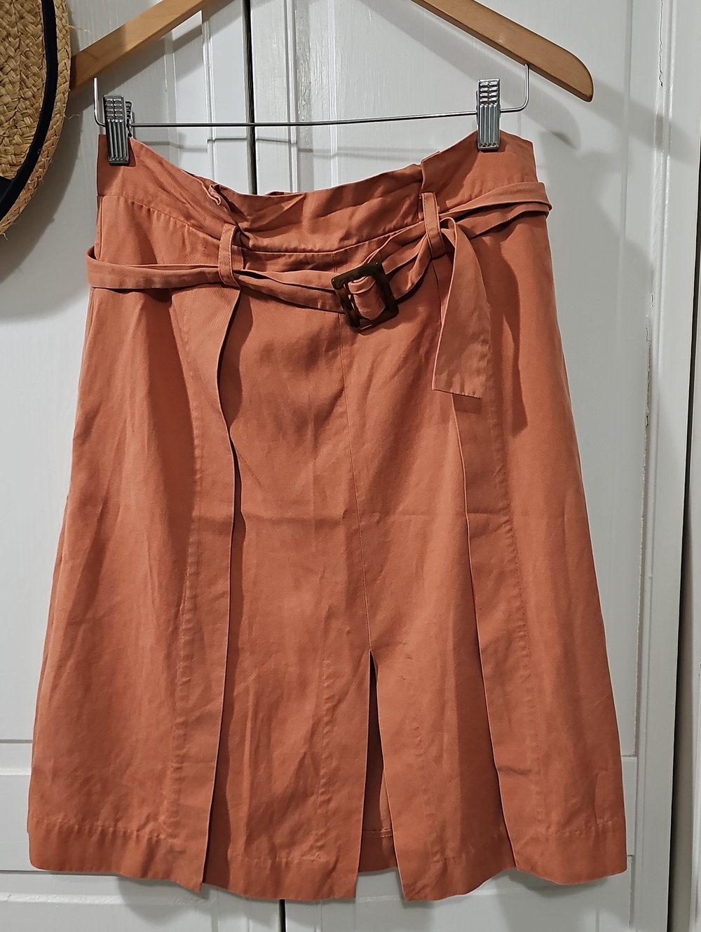 A Loves A Terra Cotta Skirt! EUC!